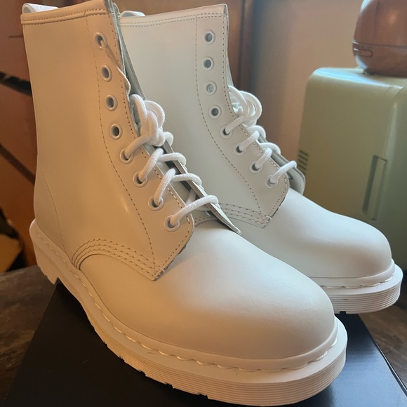 White Doc Martens - Picture 2 of 7